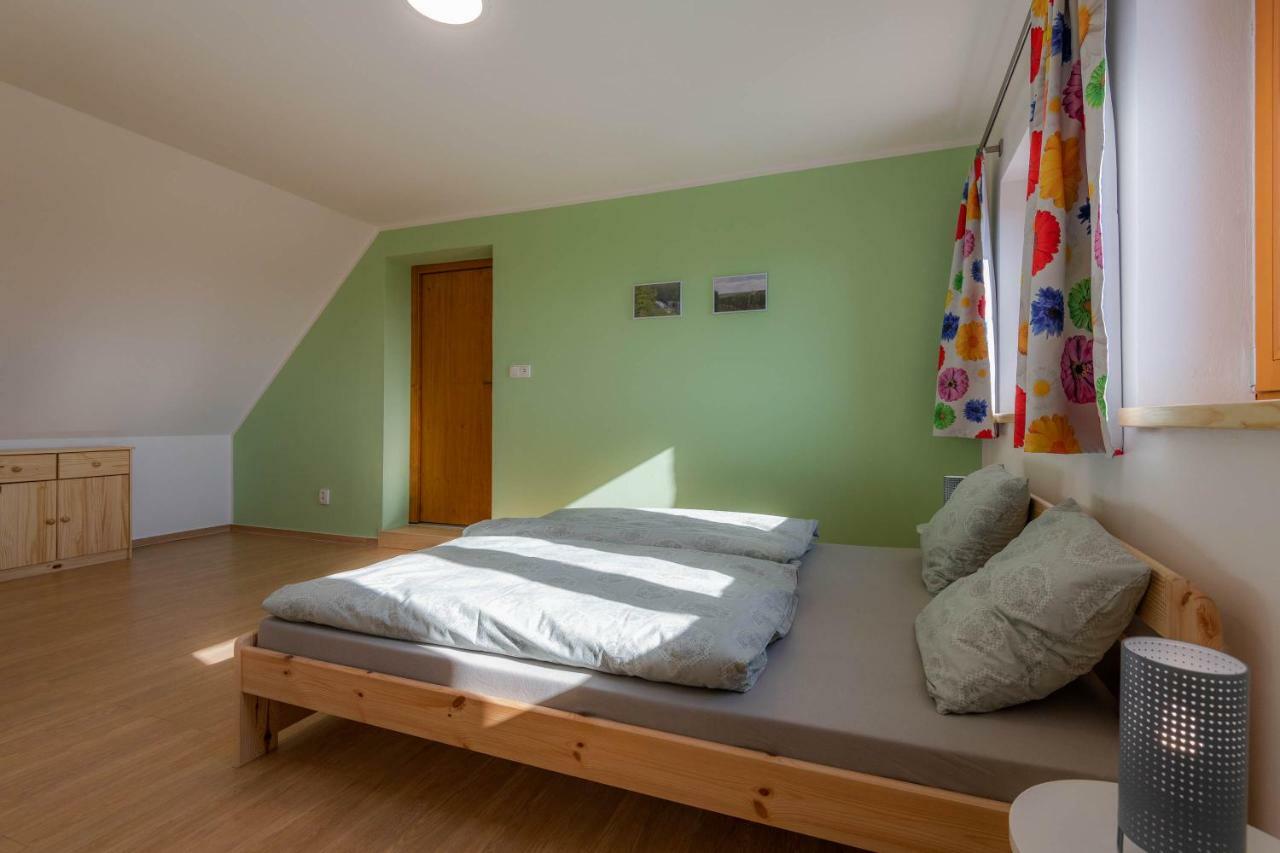 Včelařství pod svatým Floriánem Znojmo Exterior foto
