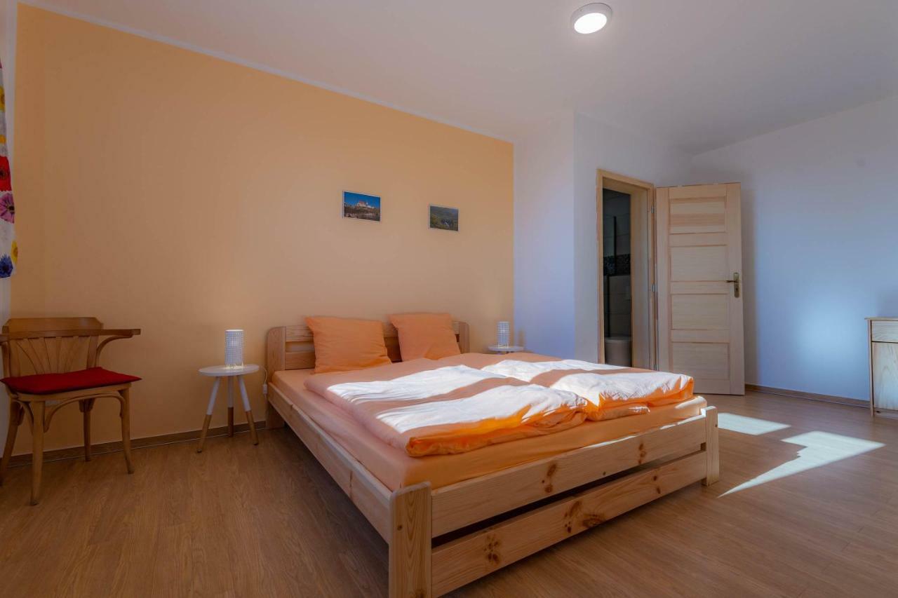 Včelařství pod svatým Floriánem Znojmo Exterior foto